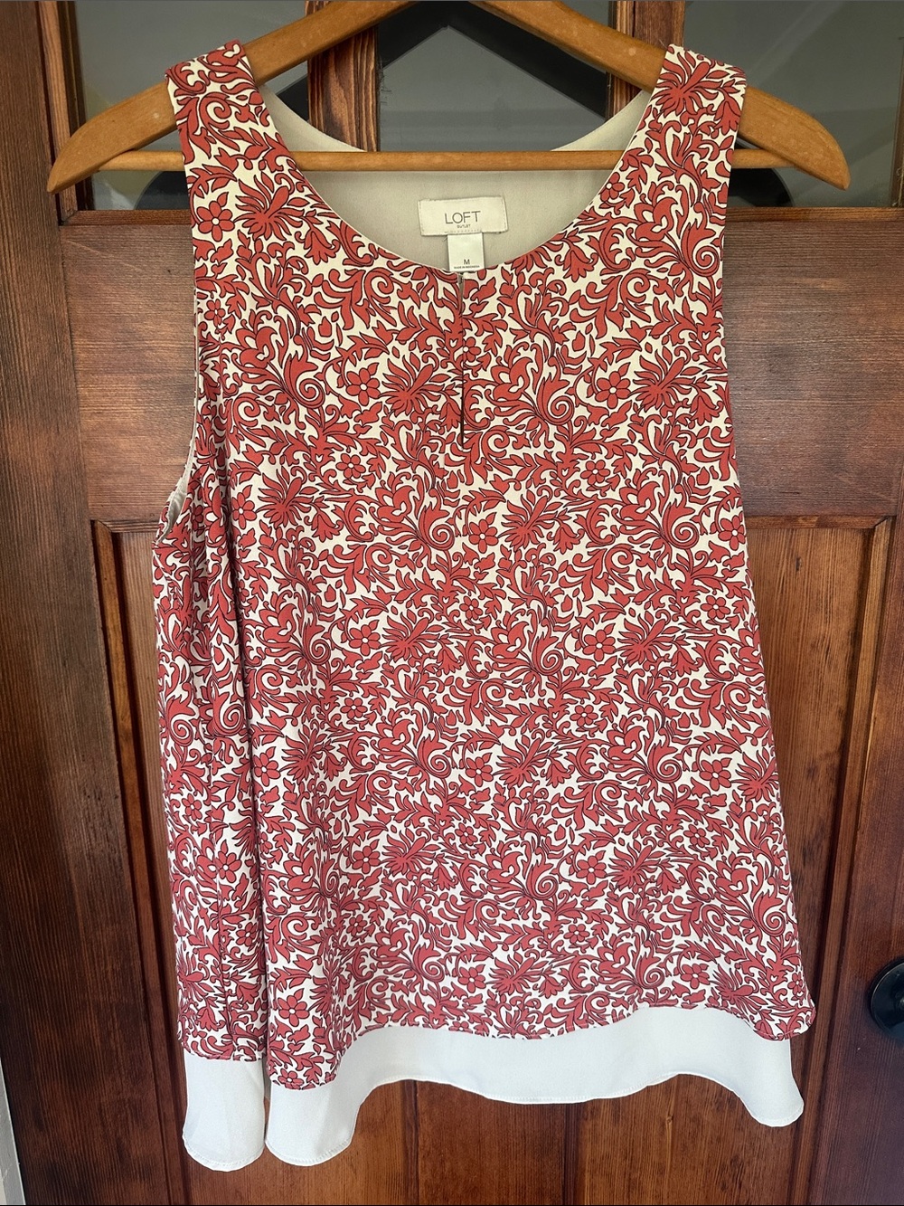 LOFT Outlet Coral Terracotta Red Scrollwork Floral Sleeveless Blouse Layered M - Picture 1 of 9
